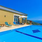 Villa Triantafyllo
